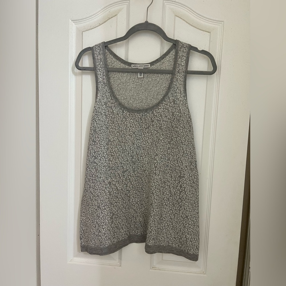 Sleeveless Gray Leopard Print Women's Knit Tank Top